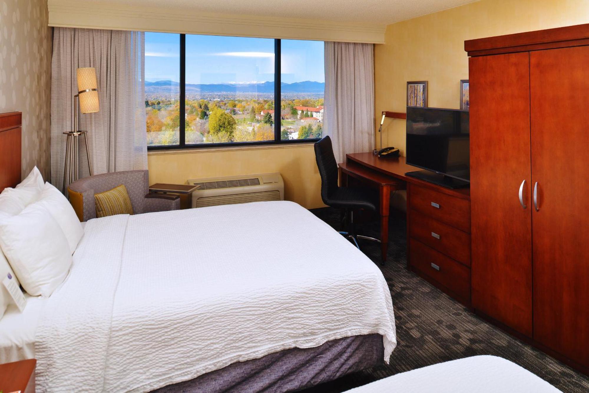 Courtyard By Marriott Denver Cherry Creek Dış mekan fotoğraf