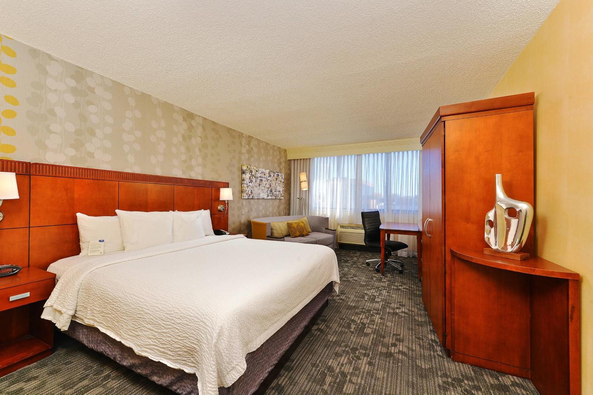 Courtyard By Marriott Denver Cherry Creek Dış mekan fotoğraf